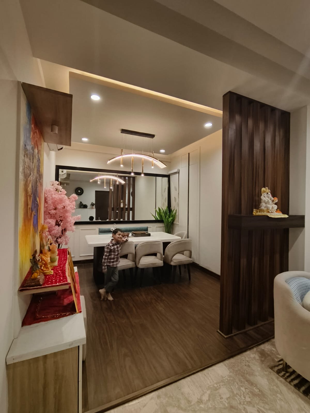 Dining area with wood-slat partition